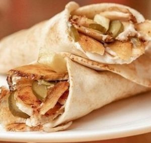 Read more about the article طريقة تتبيل شاورما الدجاج مثل المطاعم بخطوات سهلة وبسيطة