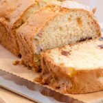 كيكة الزبيب الهشة “العنب المجفف” بطريقة سهلة ومكونات بسيطة في المنزل