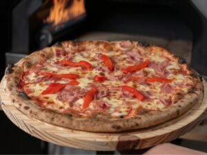 Read more about the article بيتزا بيبروني لذيذة – طريقة عمل بيتزا البيبروني مثل المطاعم الإيطالية