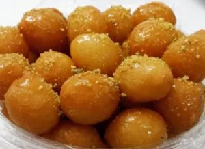 Read more about the article اللقيمات – عمل لقمة القاضي المقرمشة مع القطر المضبوط علي طريقة المحترفين