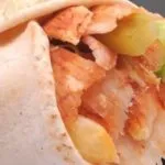 طريقة شاورما دجاج سهلة مثل المطاعم بتتبيلة مميزة في البيت