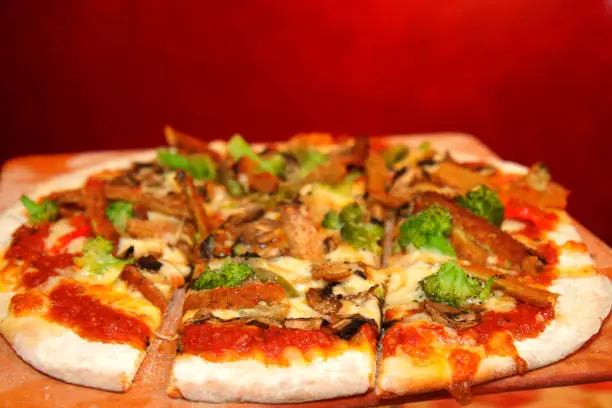 طريقة عمل البيتزا بالخضار