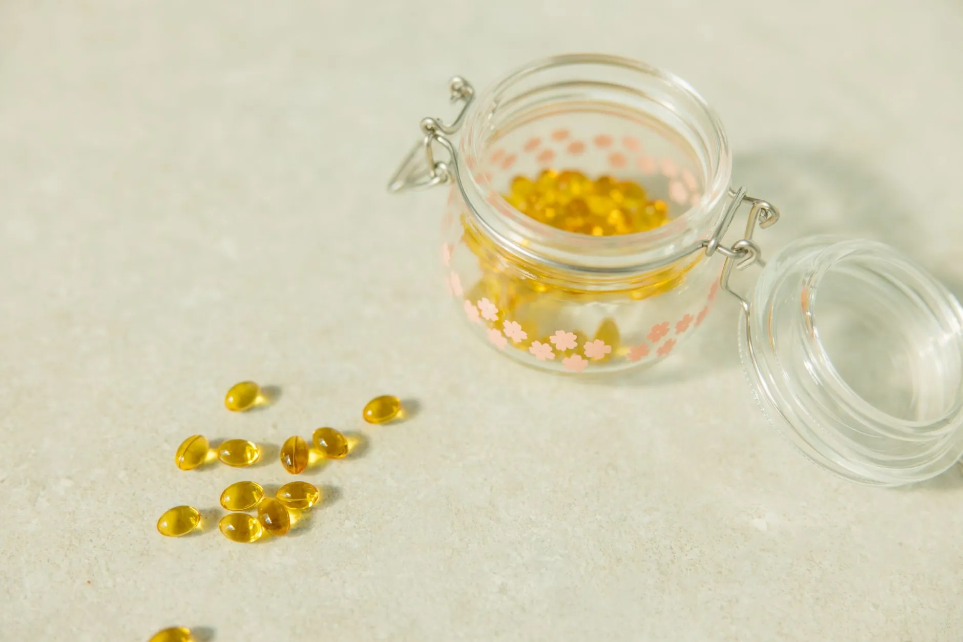 Read more about the article زيت كبد الحوت (Cod Liver Oil) – الدليل الكامل والفوائد والاستخدام لعام 2026